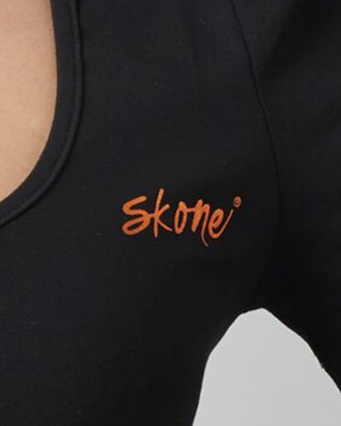 Skone Cosmetics Short Sleeve U-Neck